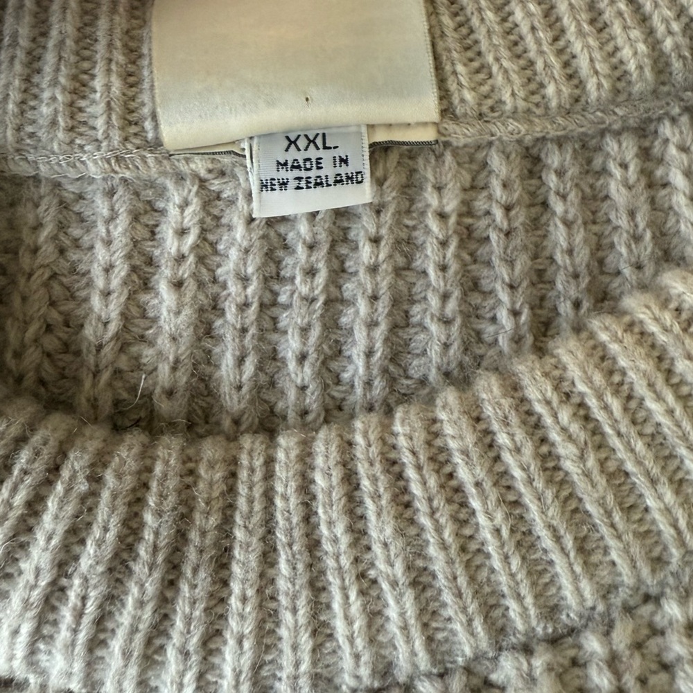 Vintage McDonald New Zealand Wool Sweater - Picture 7 of 8